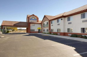 Отель Days Inn by Wyndham Phoenix North  Финикс